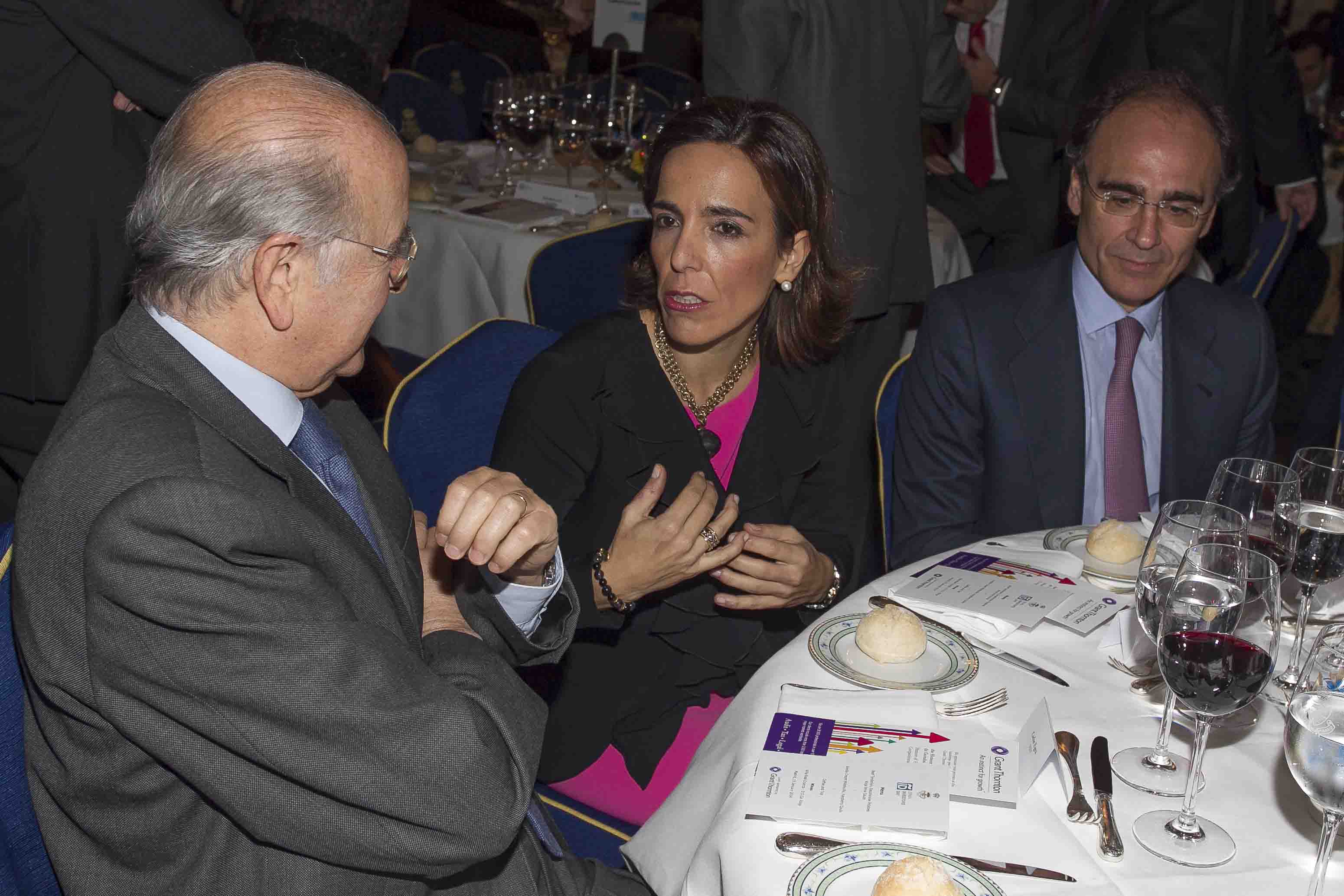 Carlos Egea, Presidente de BMN (Banco Mare Nostrum), Lourdes Centeno, Vicepresidenta de la CNMV ...